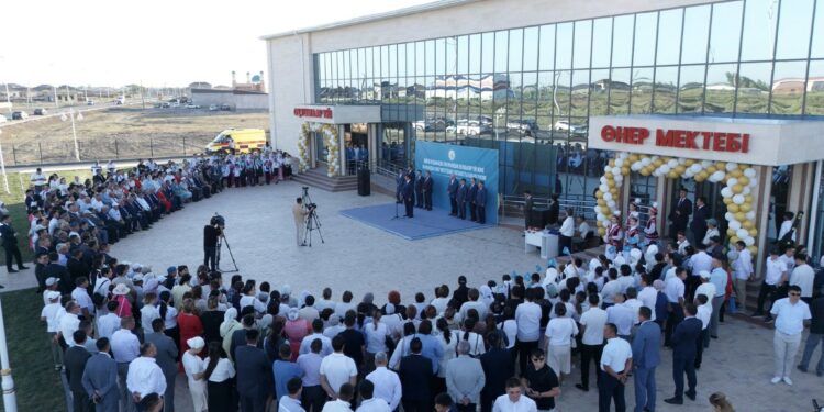 Шиелі ауданында  «Оқушылар үйі мен Өнер мектебі» ашылды