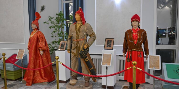 Семейдегі Қызылорда облысының өнер күндері аясында «Сыр өңірі – түркі өркениетінің алтын бесігі» атты көрме өтті