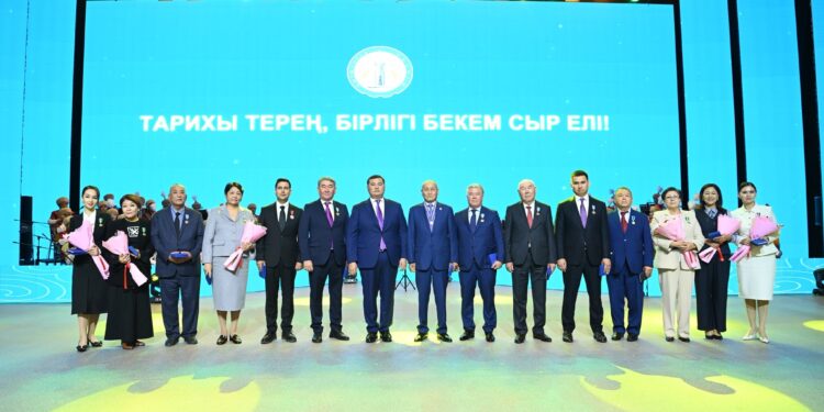 Сыр елі еңбегімен өркендейді: Қызылордада марапаттау рәсімі өтті