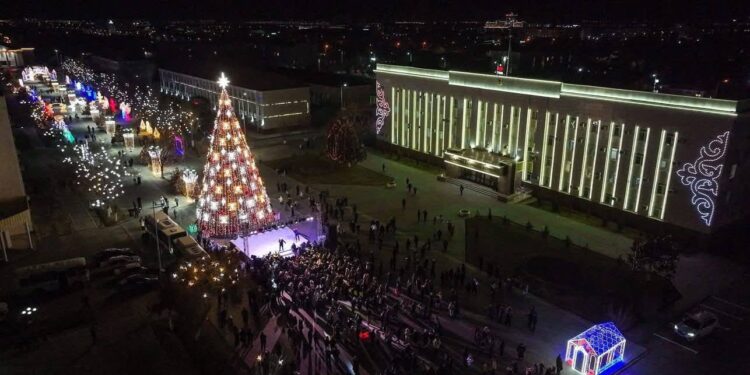 Сыр өңірінде жаңажылдық шырша шамы жағылды