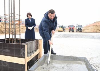 ҚЫЗЫЛОРДА ҚАЛАСЫНЫҢ ШЕТ АЙМАҒЫНДА 400 ОРЫНДЫҚ ЖАҢА ЕМХАНАНЫҢ ІРГЕТАСЫ ҚАЛАНДЫ