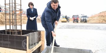 ҚЫЗЫЛОРДА ҚАЛАСЫНЫҢ ШЕТ АЙМАҒЫНДА 400 ОРЫНДЫҚ ЖАҢА ЕМХАНАНЫҢ ІРГЕТАСЫ ҚАЛАНДЫ