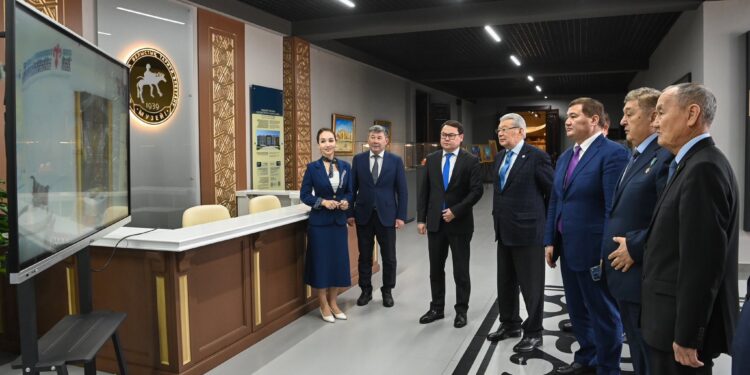 АРДАГЕРЛЕР ҚЫЗЫЛОРДАДАҒЫ НЫСАНДАРМЕН ТАНЫСТЫ