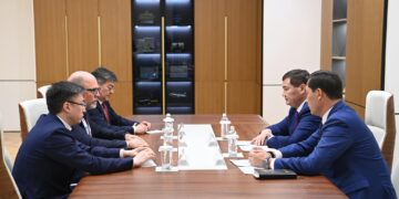 АЙМАҚ БАСШЫСЫ REINKE MANUFACTURING КОМПАНИЯСЫНЫҢ ВИЦЕ-ПРЕЗИДЕНТІМЕН КЕЗДЕСТІ