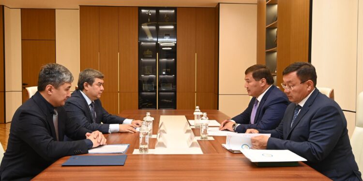 АЙМАҚ БАСШЫСЫ «KEGOC» АҚ БАСҚАРМА ТӨРАҒАСЫМЕН КЕЗДЕСТІ