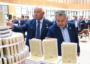 «САПАРБАЕВ ТҰЛҒАСЫ» – ЕЛГЕ ҚЫЗМЕТ ЕТУДІҢ ӨНЕГЕЛІ ЖОЛЫ