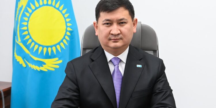 АКТИВ ОТЫРЫСЫНДА ОБЛЫС ӘКІМІНІҢ ОРЫНБАСАРЫ ТАНЫСТЫРЫЛДЫ